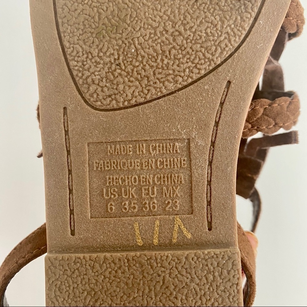 American Eagle Brown Suede Fringe Sandals | Boho/Western Style | Brass Buckle - Picture 8 of 9